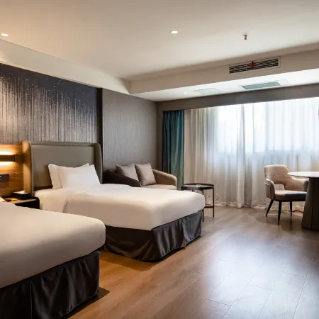 Oriental Paris Hotel (Quanzhou Jinjiang Airport Sunshine Square Branch)