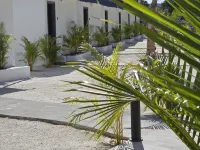 White Beach Resort Longset Hotels in Koh Rong