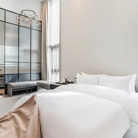 Hotel Libre Отели рядом с достопримечательностью «Парк Окгу»