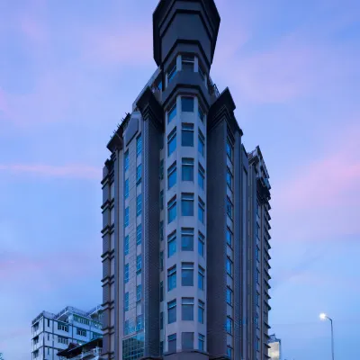 Salita Hotel Hotels near Olympic Market