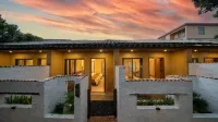 Dan Jie Jia Homestay Hotels in Mangrove Ecological Tourist Area/Garden Expo