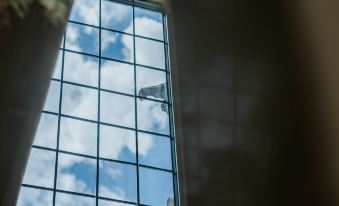 Hualing Art Space High-end Homestay (WeiShan Ancient City)