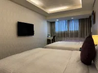 If Inn Hotels in Ningxia Night Market