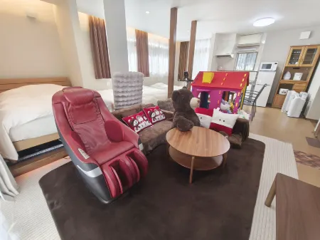 [Kagaya Ryokan (Minami Uonuma)] [WB * 2 + SB * 1] [1 set limited] [right next to the ski resort] Отели рядом с достопримечательностью «THE VERANDA AT ISHIUCHI»