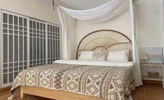 Dunfan Loft Audio-Visual Homestay (Nanping Pedestrian Street)