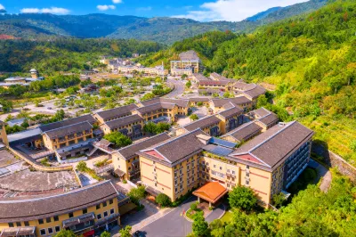 Fangyuan Holiday Hotel Hotels in Yongding Earth Building