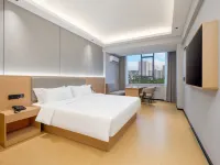 Gelaiden Smart Hotel (Haikou Qilou Old Street Donghu) Hotels near Meilan