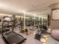 Qiuguo Hotel（Beijing Sanlitun East Bridge Subway Station Branch） Hotels near Parkview Green