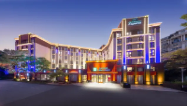 Holiday Inn Express SHANGHAI PUTUO by IHG Hotels in Zhongshan Park Commercial Area