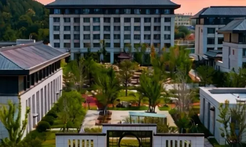 費縣玉龍山大酒店