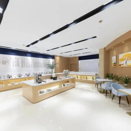 Huali Hotel (Kunshan Golden Eagle International Shopping Center)