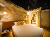 Cupid Hotel 3 Hoteles cerca de Distrito 8