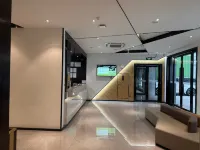 IU Hotel (Zhongjiang Renmin West Road Chengbei Bus Station) - parking