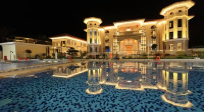 โรงแรมบ่อน้ำพุร้อน หัวเย่ว หมู่บ้าน