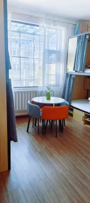 Yaju Homestay Youth Hostel (Dukezong Ancient City East Gate)