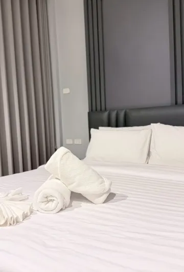 ห้องซูพีเรียร์ เตียงใหญ่ 1 เตียง