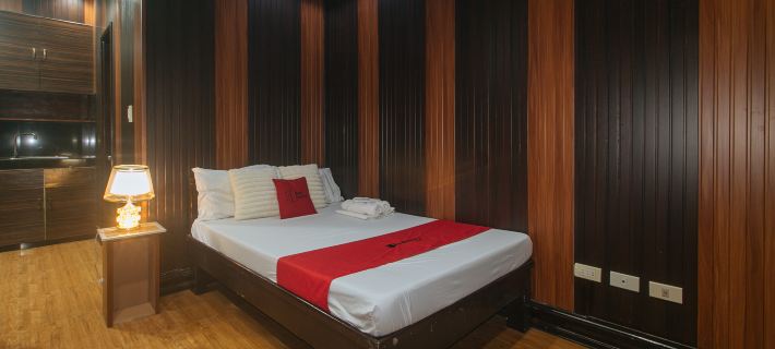 RedDoorz Plus @ Canley Residential Hotels in Pasig