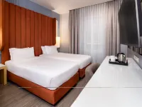 Holiday Inn MILAN - GARIBALDI STATION by IHG Отели рядом с достопримечательностью «Жилой комплекс «Вертикальный лес»»
