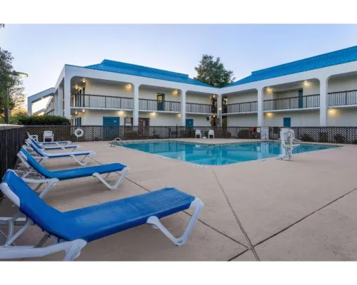 Studio 6 Suites Jacksonville, NC – Camp LeJeune Hotels in Jacksonville