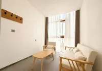 Yinxin Heyuan Hotel (Xie'e Ancient Town)