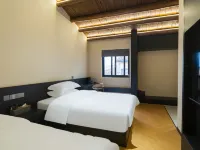 Qixi Small Manor Hotel di Guixi