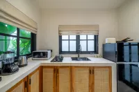 Sarang apartments by EVDEkimi - Cosy Ubud hideaway with large pool