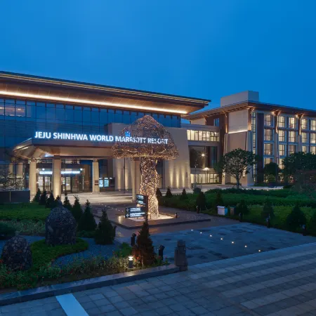 Marriott Jeju Shinhwa World Hotels & Resorts Отели рядом с достопримечательностью «Парк Норимэ»