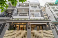 Nice Stay Near SGN Airport by Sy's Home 鄰近新平郡的酒店