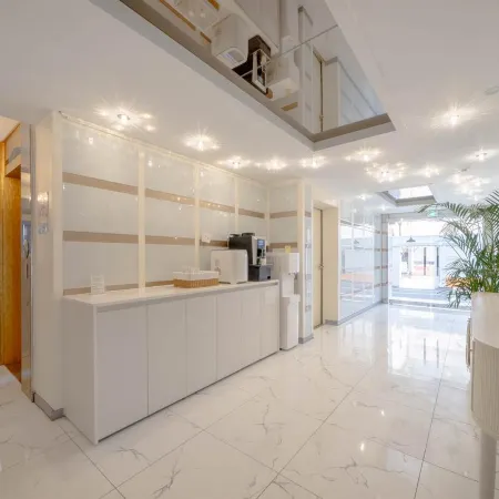 Gimhae Tour Hotel