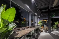 Zizai Forest Hostel (Dayan Pagoda Grand Tang Mall)