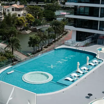 เอ็กซ์ เซเรนดี้ รีสอร์ท โรงแรมใกล้สวนสาธารณะริมทะเลเมมสา