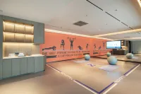 Novotel Living Dalian Zhongshan Square - Gym