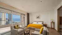 Floral · Lanhai Designer Hotel (Weihai International Bathing Beach Huoju 8th Street Branch)