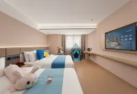 Urba S Hotel (Wanbao Plaza, Longyan Railway Station)