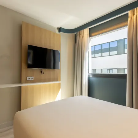Travelodge Bilbao Sestao Отели в г. Бискайя