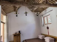 Laiyuan Fuyun Ancient Courtyard Homestay
