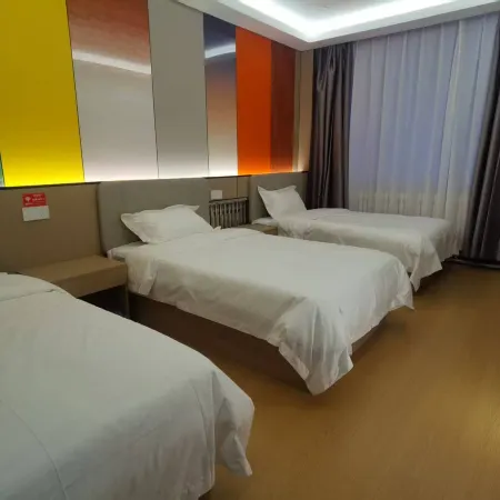 Heihe Huaxia Hotel