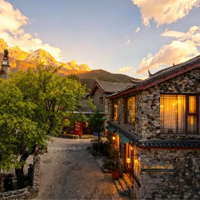 Yulong BanShanXue (boutique) Hotels near Baishui River