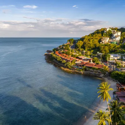 The Sarann Koh Samui, Suites & Villas スターズキャバレー周辺のホテル