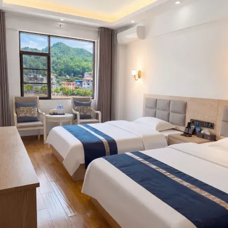 Zhongyuan Restaurant Hotel