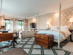 Riad Maison Bleue and Spa