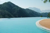 Suoye Mountain Mist Lodge - Infinity Pools