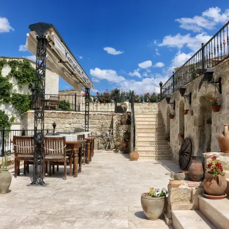 Kemerhan Cave Suites