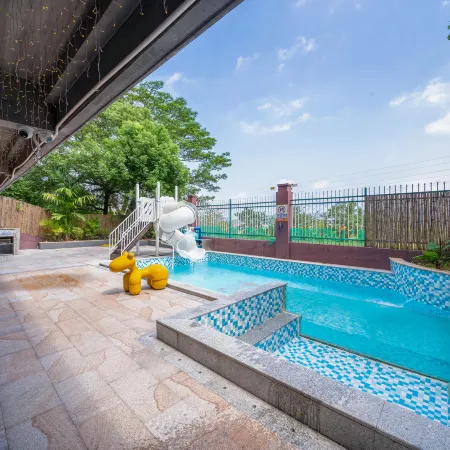 Fugang  Shuyouyou Spa Villa（Qingyuan Country Garden Qingquan City)