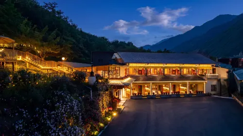 Jiuzhaigou Jijiannanshan Homestay