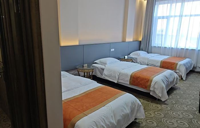 Yijia Boutique Hotel (Mohe Dance Hall)
