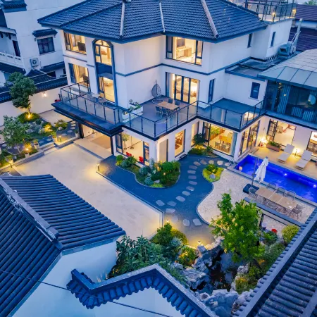 Taihu Qianxi Ju · Hideaway Streamside Secret Realm · Pool Garden Resort Inn