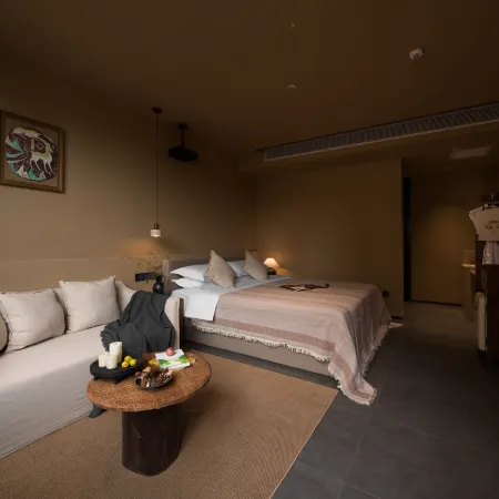 Dunhuang West Desert · Wild Luxury Resort B&B