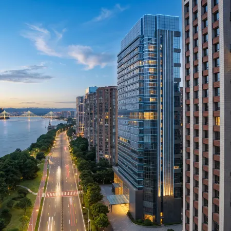 Yichang A'er Baogeli Hotel