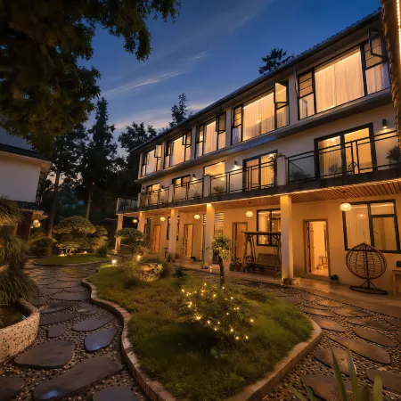 Jade Peak Valley Lodge